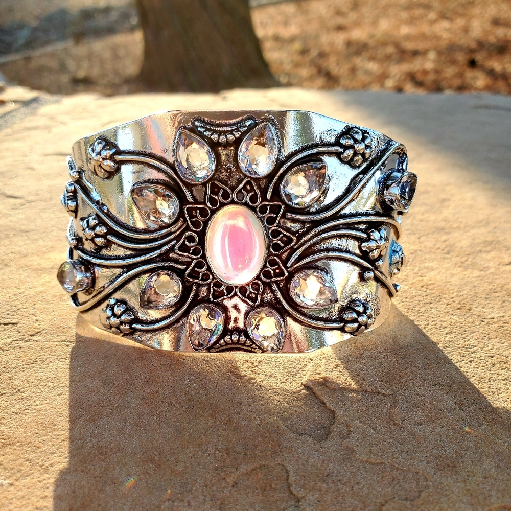 New Huge Rainbow Fire Topaz & White Topaz 925 Silver Cuff Bracelet.